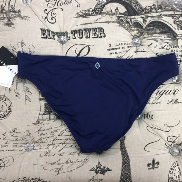 Vera Bradley Reversible Navy&Sky Ella Bikini - Picture 4 of 7